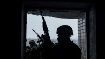 Актуальна ситуація на фронті: українські війська відбили численні атаки російських окупантів