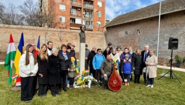 В Венгрії встановили пам’ятник Лесі Українці