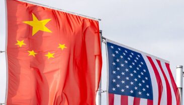 Китай і США повинні поважати один одного, прагнути до мирного співіснування і взаємовигідної співпраці — представник 4-ї сесії ВЗНП 14-го скликання