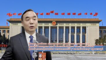 Депутат від провінції Цзянсу Чжан Сяохун: Наша робота відкриває нові можливості та новий напрям для масштабного застосування фотоелектричних технологій у космічному просторі