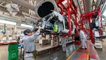 Ван Ї: Китай залишиться найстабільнішим двигуном світової економіки