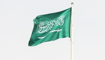 Саудівська Аравія погрожує Ірану у відповідь на атаки на нафтові об’єкти