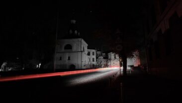 В Україні введено обмеження на електропостачання через атаки Росії