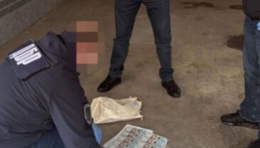 У Хмельницькому виявлено схему незаконної видачі посвідчень