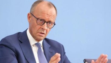 Канцлер Німеччини виступає за активнішу роль Європи у мирних переговорах з Росією