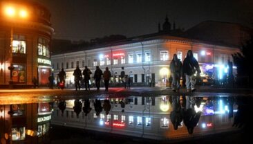 В Україні запроваджені графіки відключень електроенергії внаслідок атак агресора