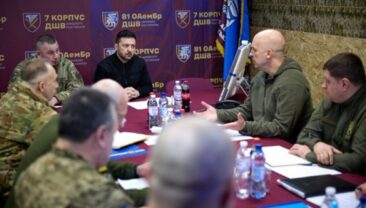 Зеленський провів нараду з безпеки на Донеччині