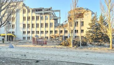 Авіаудар по Краматорску: пошкоджено 12 будинків і поранено шість осіб