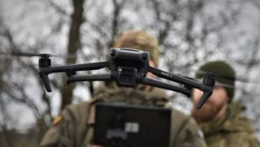 Українські дрони взяли в плен більше ста російських військових