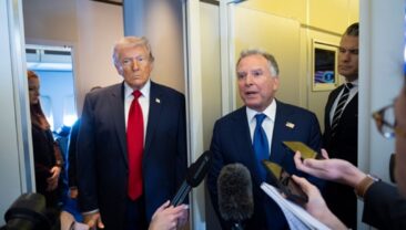 USA implicates Russia in aiding Iran against US troops