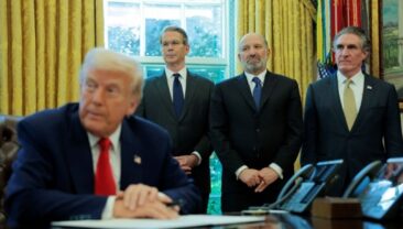 Вашингтон розглядає можливість пом’якшення санкцій проти російської нафти