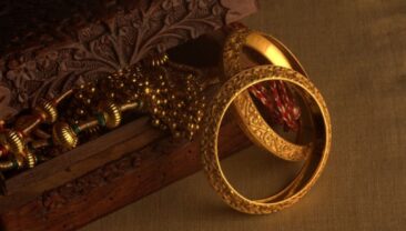 Директор херсонських ломбардів привласнив прикраси на суму понад 8,5 млн гривень