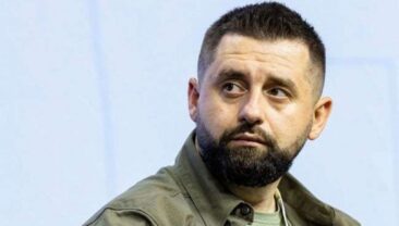 Зміни в законодавстві: депутати можуть стати військовими