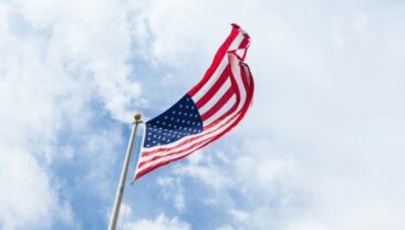 Директор НКЦ США подав у відставку через війну в Ірані