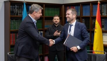 Україна та Іспанія підписали чотири оборонних угоди