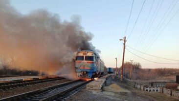 Російська армія посилила атаки на українські залізниці та терцентри комплектування