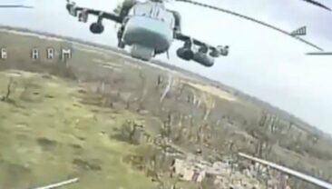 Українські військові збили російський вертоліт Ка-52 за допомогою FPV-дрона