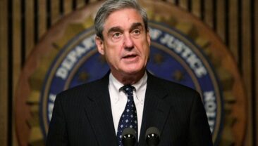 Помер Роберт Мюллер, який розслідував втручання Росії в вибори США