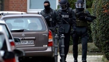 Установлено особи чотирьох підозрюваних у підпалі енергетичних об’єктів у Берліні