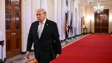 Рейтинг Дональда Трампа впав до рекордно низького рівня через зростання цін на паливо