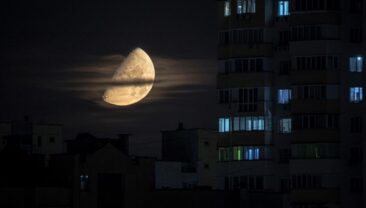 Енергетики закликають використовувати електроприлади вдень