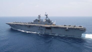 Корабель USS Tripoli прибув на Близький Схід з 3500 військовими