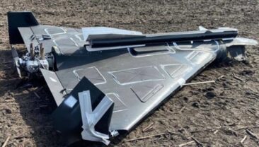 Росія вдається до нових тактик із використанням дронів