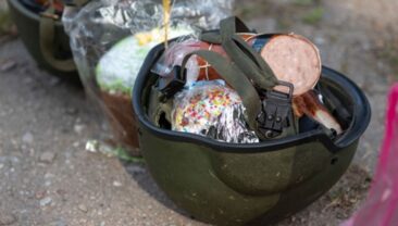 Україна готова до припинення вогню на Пасху, Кремль відповідає скептично