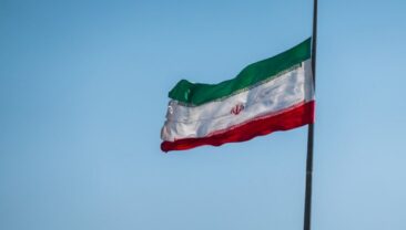 Іран вимагає визнання суверенітету над Ормузським проливом