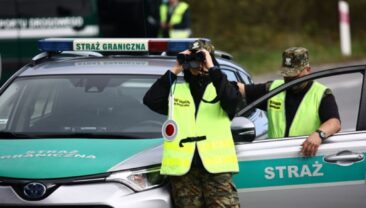 Польські прикордонники затримали українців за незаконне перевезення росіян