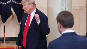 Трамп вводить 100% пошлину на деякі медикаменти для стимулювання виробництва в США