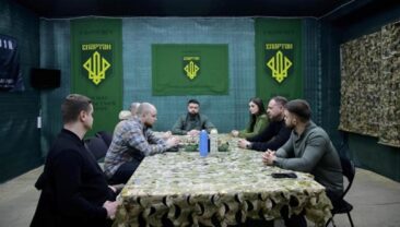 Андрій Єрмак провів консультації для військових в зоні бойових дій
