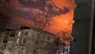 Пожежа на НПЗ в Кстові після атаки дронів