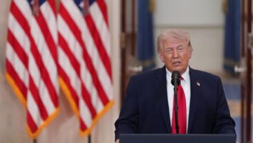 Трамп погрожує Ірану через блокаду Ормузського проливу