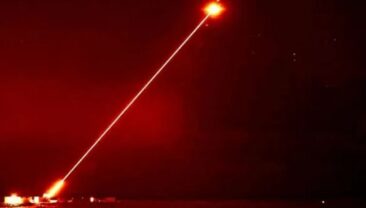 Великобританія запроваджує лазерну систему DragonFire на есмінцях Type 45