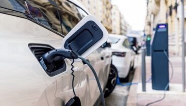 В Україні можуть ввести новий збір для власників електромобілів