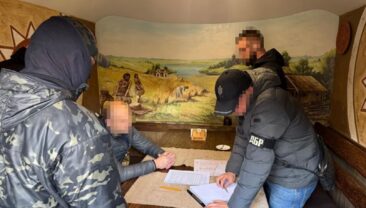 Затримано чиновника Укрзалізниці за вимагання хабара