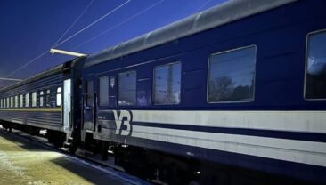 Укрзализныця запускає шаттл до аеропорту Кишинева
