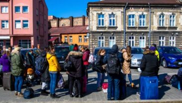 Ірландія планує скоротити програми підтримки українських біженців