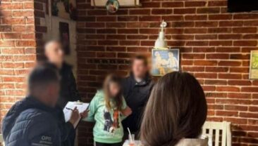 У Луцьку затримали жінку за спробу продажу дитини