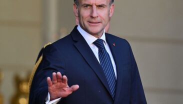 Франція не братиме участі в переговорах між Ліваном та Ізраїлем