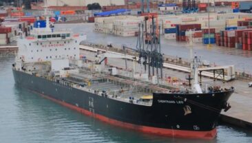 Українські військові атакували санкційний танкер Marquisе в Чорному морі