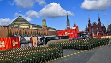 Росія проведе скорочену версію параду до Дня Перемоги