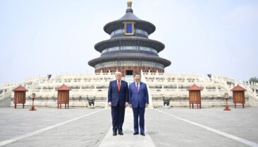 Сі Цзіньпін і Д. Трамп відвідали Храм Неба