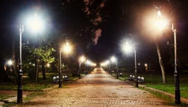 Енергетики закликають обмежити використання потужних електроприладів у вечірній час