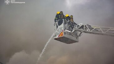 У Тернополі ліквідували пожежу після атаки дронів