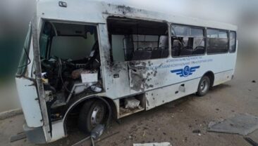 Водій маршрутки постраждав від ворожого дрону в Херсоні