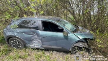 Зіткнення автомобілів на автодорозі Київ-Чоп: постраждало чотири особи