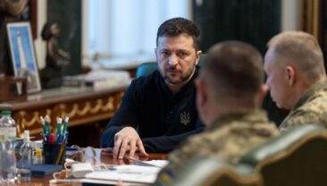 Москва сриває перемир’я: Зеленський скликає військових для підготовки відповіді