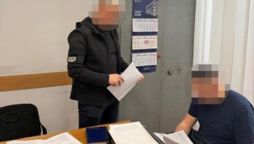 Службовець Львівської митниці допустив безкоштовний ввоз товарів на 7 млн грн